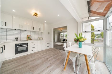 Photo of property in 4 Routley Crescent, Elderslea, Upper Hutt, 5018