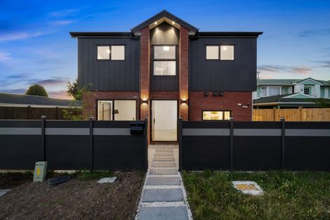 Photo of property in 10 Baringa Place, Botany Downs, Auckland, 2010