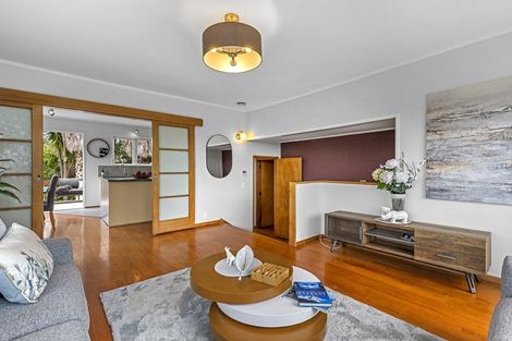 Photo of property in 20 Agincourt Street, Glenfield, Auckland, 0629