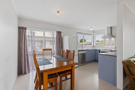 Photo of property in 39 Hibiscus Avenue, Hamilton Lake, Hamilton, 3204