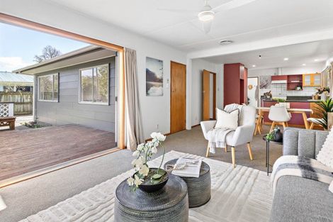 Photo of property in 115b East Street, Greytown, 5712