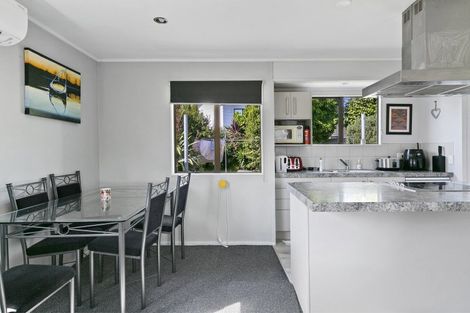 Photo of property in 2/23 Newberry Place, Richmond Heights, Taupo, 3330