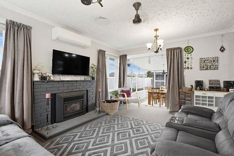 Photo of property in 13 Cossar Street, Burwood, Christchurch, 8083