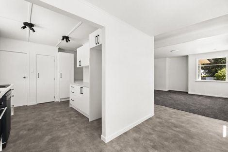 Photo of property in 19 Saint Hill Lane, Havelock North, 4130