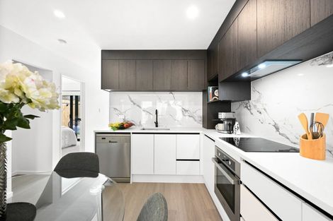 Photo of property in 12c Massine Place, Randwick Park, Auckland, 2105