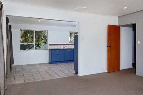 Photo of property in 106 Colwill Road, Massey, Auckland, 0614