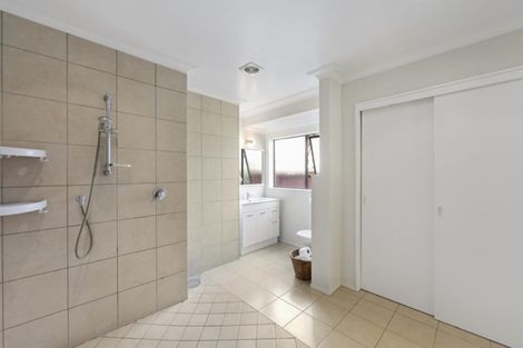 Photo of property in 33 Berescourt Place, Mount Maunganui, 3116