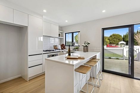 Photo of property in 647a Te Atatu Road, Te Atatu Peninsula, Auckland, 0610