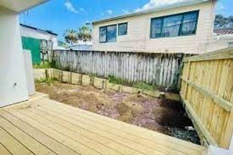 Photo of property in 9 Rountree Place, Conifer Grove, Takanini, 2112