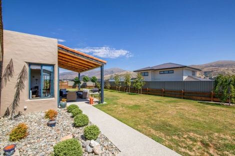 Photo of property in 11 Hortons Way, Cromwell, 9310