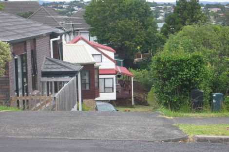 Photo of property in 88 Seaview Road, Glenfield, Auckland, 0629