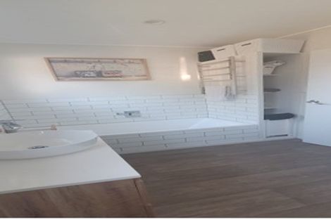 Photo of property in 118b Makarini Street, Paraparaumu, 5032