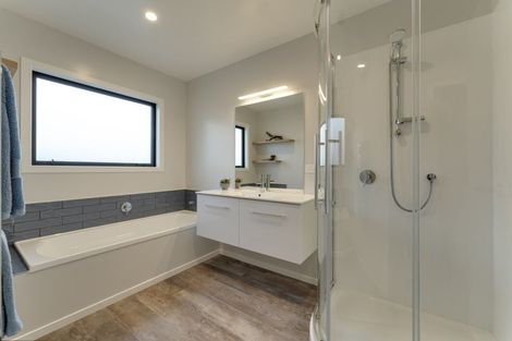 Photo of property in 13 Sentinel Drive, Lake Hawea, Wanaka, 9382
