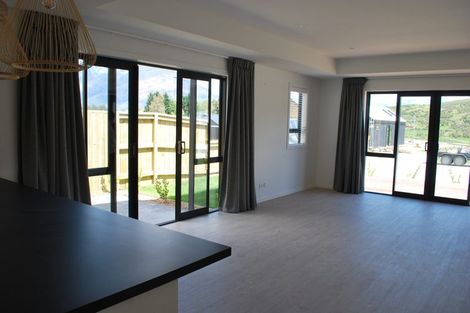 Photo of property in 41 Shepherd Road, Jacks Point, Queenstown, 9371