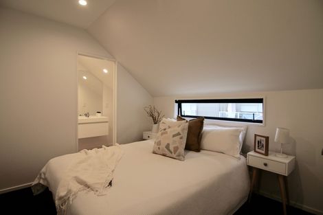 Photo of property in 138a Holly Road, St Albans, Christchurch, 8014