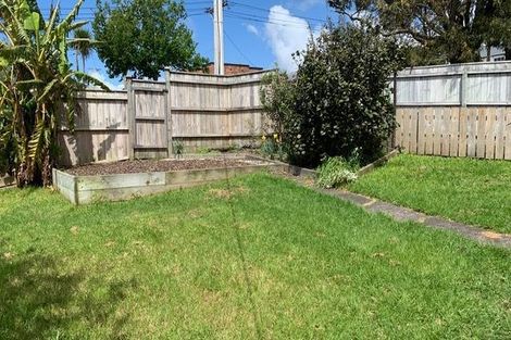 Photo of property in 1/10 Verbena Road, Birkdale, Auckland, 0626