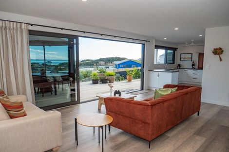Photo of property in 4 Freyja Crescent, Coopers Beach, 0420