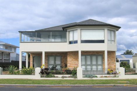 Photo of property in 607 Beach Road, Whangamata, 3620