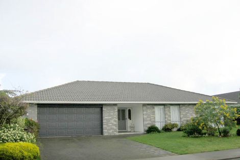Photo of property in 3 Oakwood Grove, Paraparaumu Beach, Paraparaumu, 5032