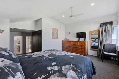 Photo of property in 49 Torkar Road, Clarks Beach, 2122