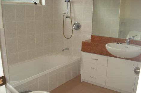 Photo of property in 39a Lingfield Street, Glenfield, Auckland, 0629