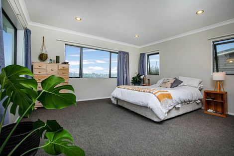 Photo of property in 12a Marsh Avenue, Forrest Hill, Auckland, 0620
