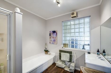 Photo of property in 5 Elbourne Street, Taradale, Napier, 4112