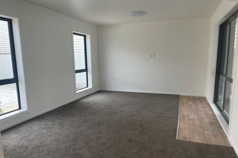 Photo of property in 4/50 Manuroa Road, Takanini, 2112