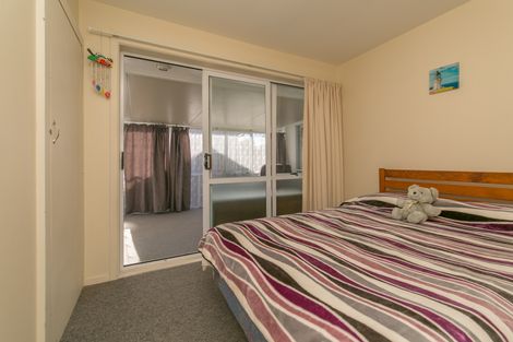 Photo of property in 41 Rowan Avenue, Aranui, Christchurch, 8061
