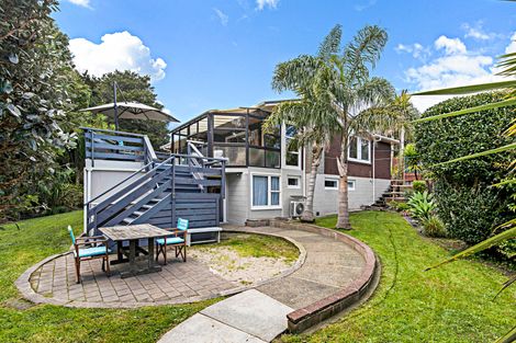 Photo of property in 88 Eskdale Road, Birkdale, Auckland, 0626