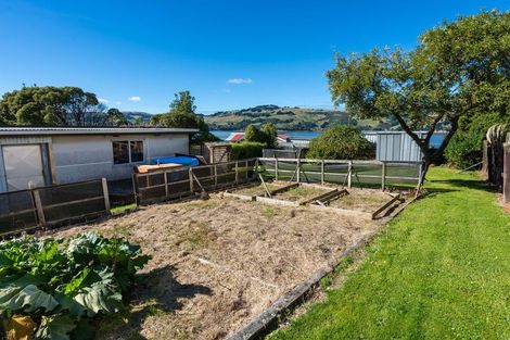 Photo of property in 3 Athol Place, Ravensbourne, Dunedin, 9022