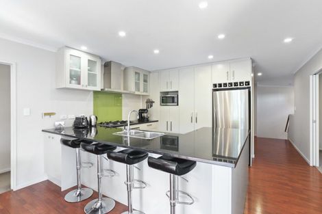 Photo of property in 9 Buttercup Place, Waimauku, 0812