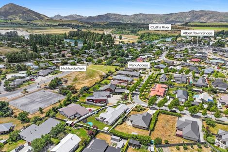 Photo of property in 30 Ash Avenue, Albert Town, Wanaka, 9305
