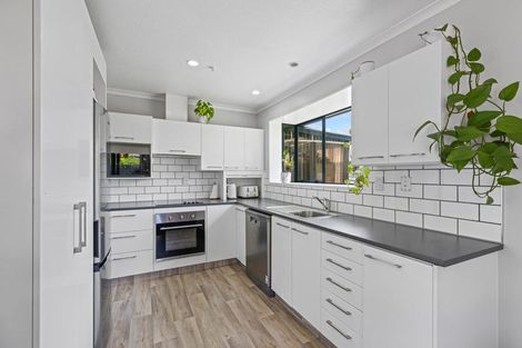 Photo of property in 6 Gates Lane, Woolston, Christchurch, 8023