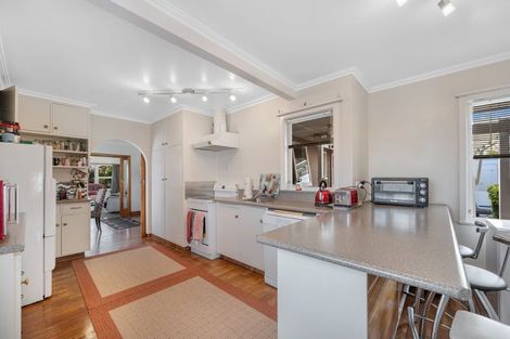 Photo of property in 31 Balliol Avenue, Pirimai, Napier, 4112