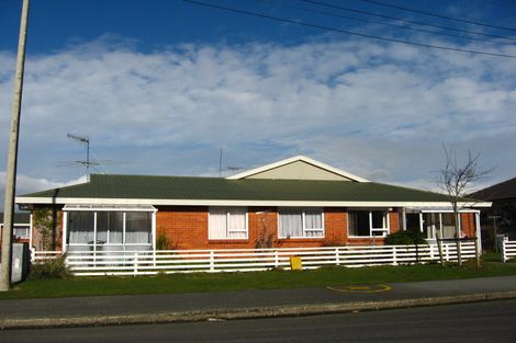 Photo of property in 7a-e Huia Street, Waikiwi, Invercargill, 9810