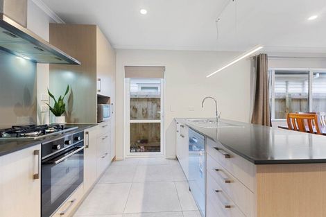 Photo of property in 23 Kutukutu Street, Takanini, 2112