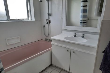 Photo of property in 2/465 Hibiscus Coast Highway, Orewa, 0931