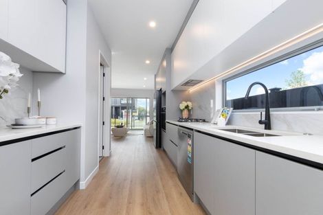 Photo of property in 23 Yellow Pear Lane, Karaka, 2578
