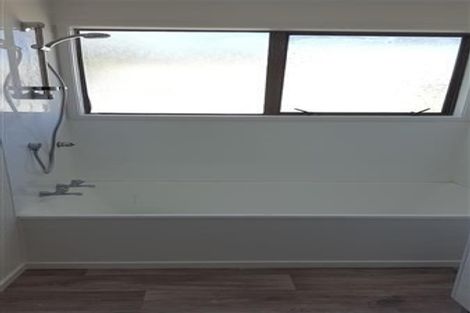 Photo of property in 10 Tamworth Close, Manurewa, Auckland, 2102