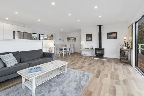 Photo of property in 248 Glenvar Road, Torbay, Auckland, 0630