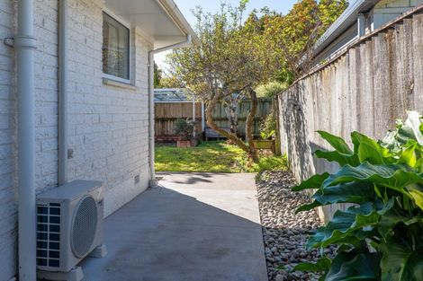 Photo of property in 2/52 Barrington Street, Somerfield, Christchurch, 8024