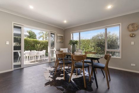 Photo of property in 17 Spinnaker Drive, Te Atatu Peninsula, Auckland, 0610