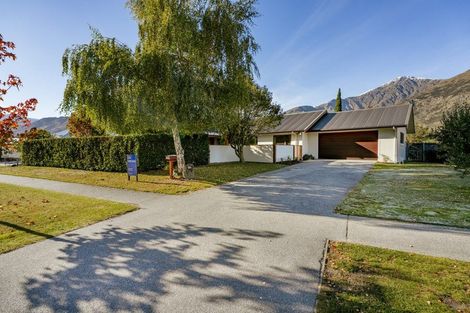 Photo of property in 20 Sylvan Street, Lake Hayes, Queenstown, 9304