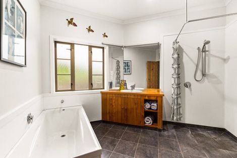 Photo of property in The Woolshed, 15c Omarunui Road, Waiohiki, Napier, 4183