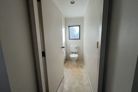 Photo of property in 40a Redoubt Road, Goodwood Heights, Auckland, 2105