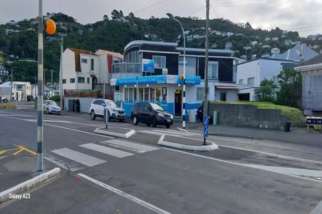 Photo of property in 218u8 Onepu Road, Lyall Bay, Wellington, 6022