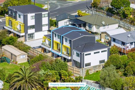 Photo of property in 43b/6 Waimumu Road, Massey, Auckland, 0614