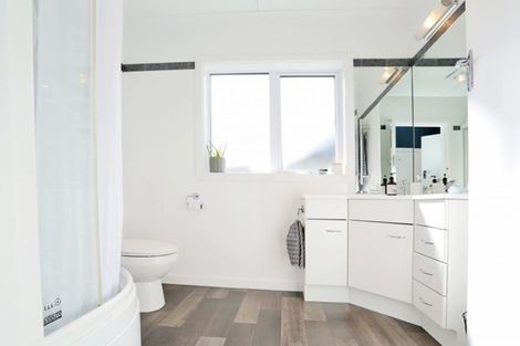 Photo of property in 28 Salford Street, Windsor, Invercargill, 9810