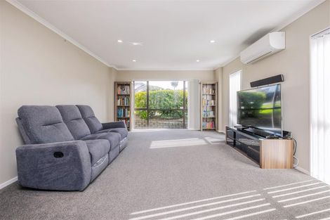 Photo of property in 75 Mandival Avenue, Flat Bush, Auckland, 2019